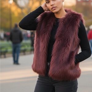 NWT Express Burgundy Faux Fur Cropped Vest Y2K Glam Size Medium